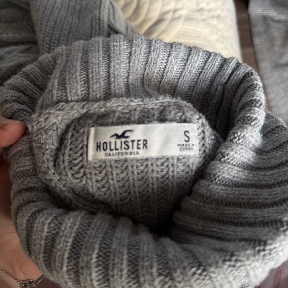 🩶 Hollister Cable Knit Sweater Dress | Size Small | Light Grey - Picture 7 of 7